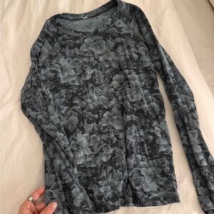 Athleta Momentum Long Sleeve Top